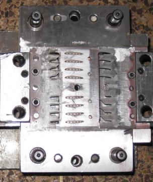 plastic glasses mould