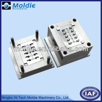plastic injection mould with more mold cavities