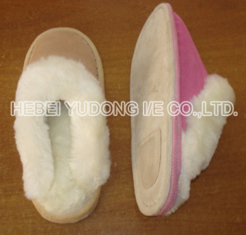 Qualified sheepskin slippers