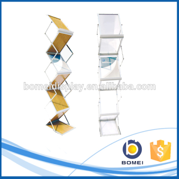 Adjustable FT style PS/wood display rack, magazine holder