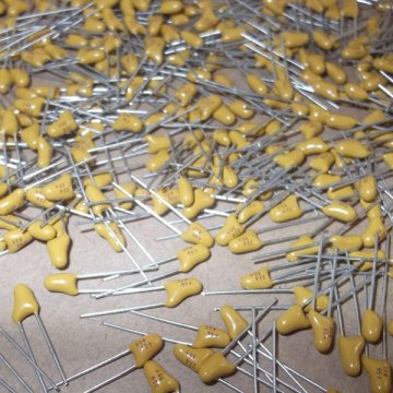 Tantalum Capacitor 10V 47uF Radial