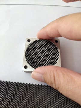 Honeycomb Electromagnetic Shielding Vent Table