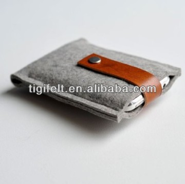 2014 Felt Mobile Pouch