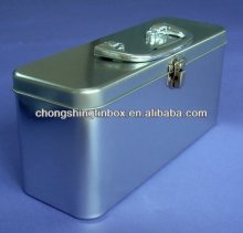 Rectangular tin tool case with handle and lock