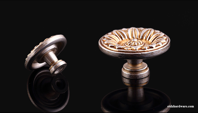 An Exquisite Masterpiece Home Furniture Fitting Knob