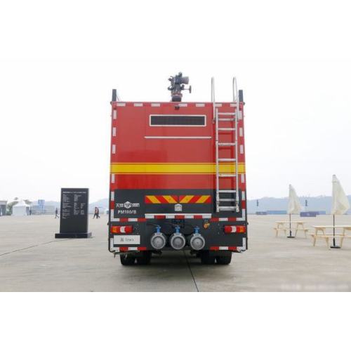 8*4 Camión de bomberos de lucha contra incendios de agua/espuma