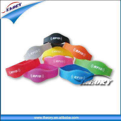 Wireless Activated Silicone Smart Rifd Key Tag