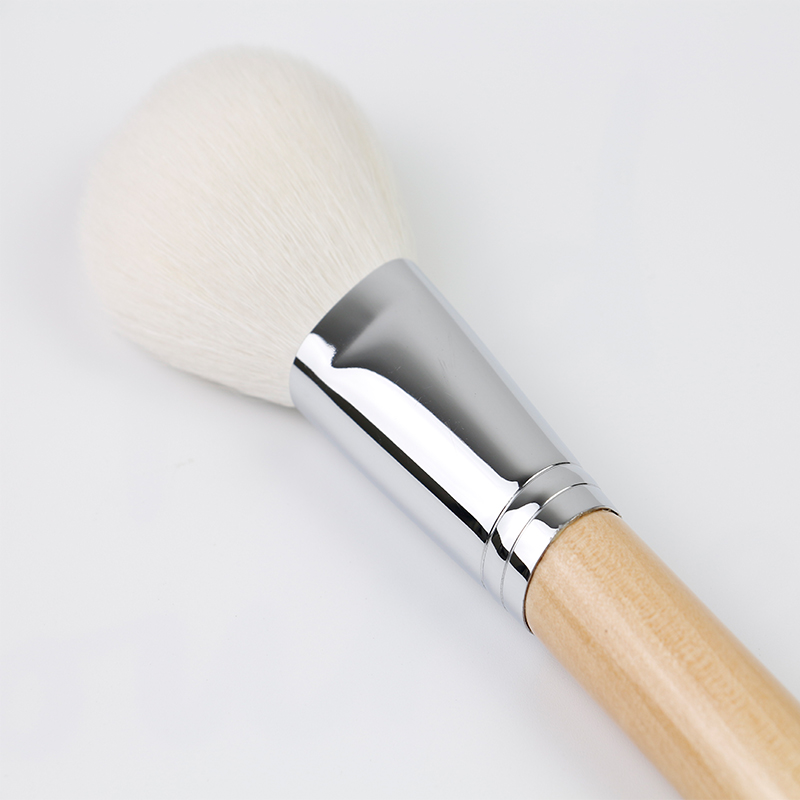 Wooden Handle Makeup Brush