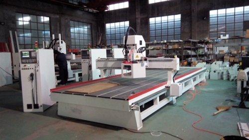 Máquina CNC de tamanho King 2060 com Atc