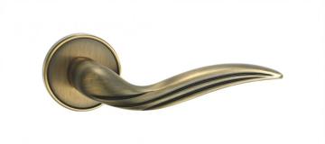 The lastest simple comely zinc alloy door handle