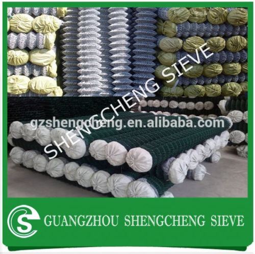 Made in Guangdong Chain link mesh black paint chain link fence