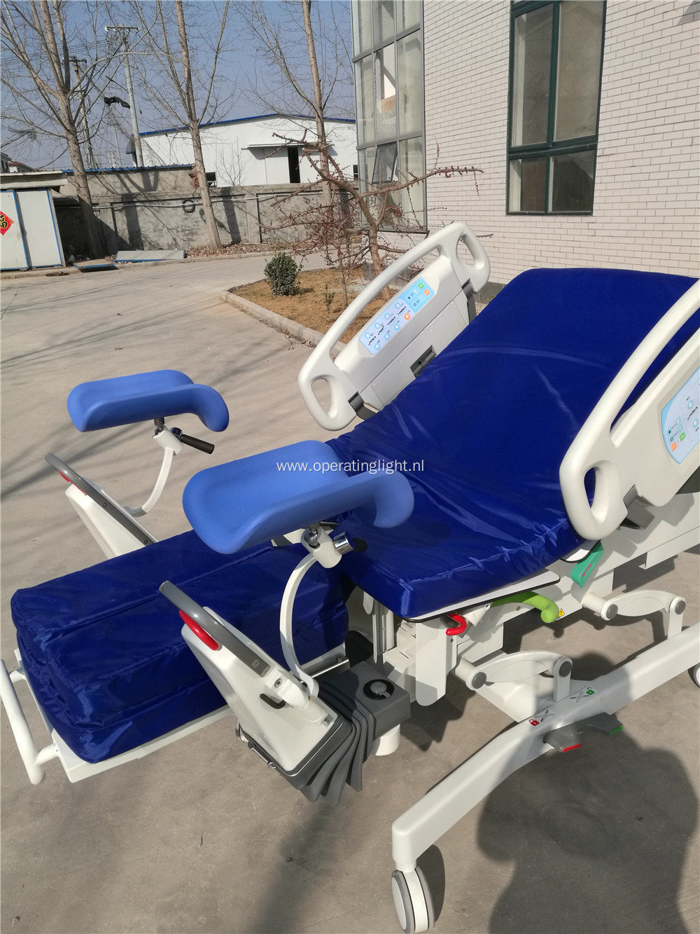 LDR table electric gynecological delivery bed