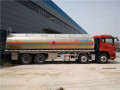 Xe tải chở dầu 8000 gallon 8x4