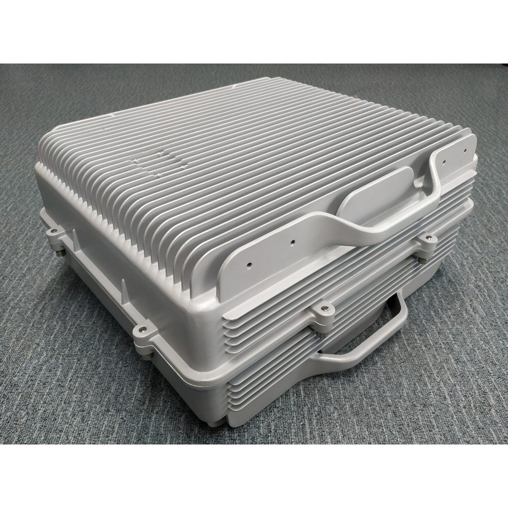 Die-casted aluminum repeater box enclosures