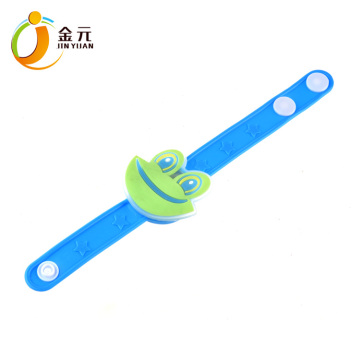 Children's gift Christmas LED flash silicone bracelets flash glow bracelet