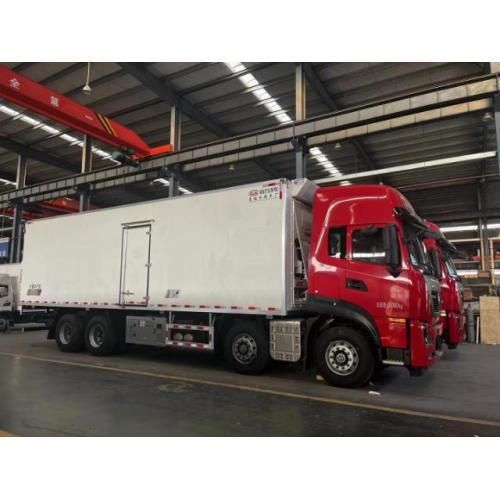 25Tons Sinotruk Howo 8X4 Refrigerated Truck