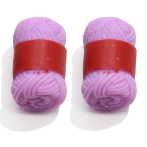 China al por mayor colorida bola de lana artesanía de resina para colgantes joyería adorno llavero de moda fabricación de decoración DIY