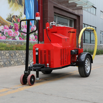 Machine de coulis de fissure d&#39;asphalte auto chauffant populaire 100L