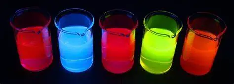 High Quality Oil Dye/Gasoline Dye/Lubricating Oil Dye (Red, Blue, Green, Pink, Yellow Flourscent DYE)