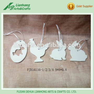 Hot selling handmade white hanging ceramic decorations