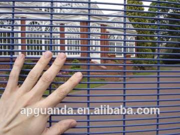 358 Anti-climb weld mesh fence