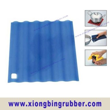 Multifunctional silicone grip pads