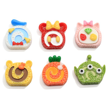 Simulazione Cartoon Cake Roll Flat Back Resina Cabochon Kawaii Food Scrapbook Craft Accessori per capelli fai da te Decorazione del telefono