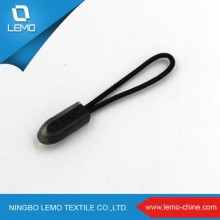 Long Embossed Rubber Puller Customised Zip Slider Puller