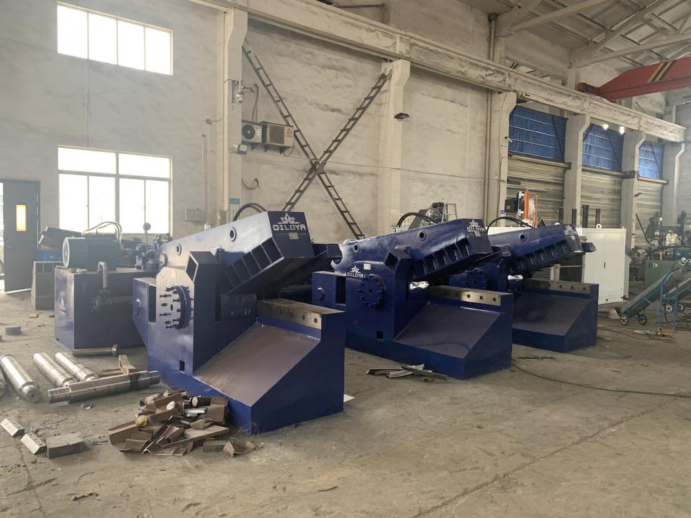 Foot-operated I-beams Angle Iron Pipe Tube Shearing Machine