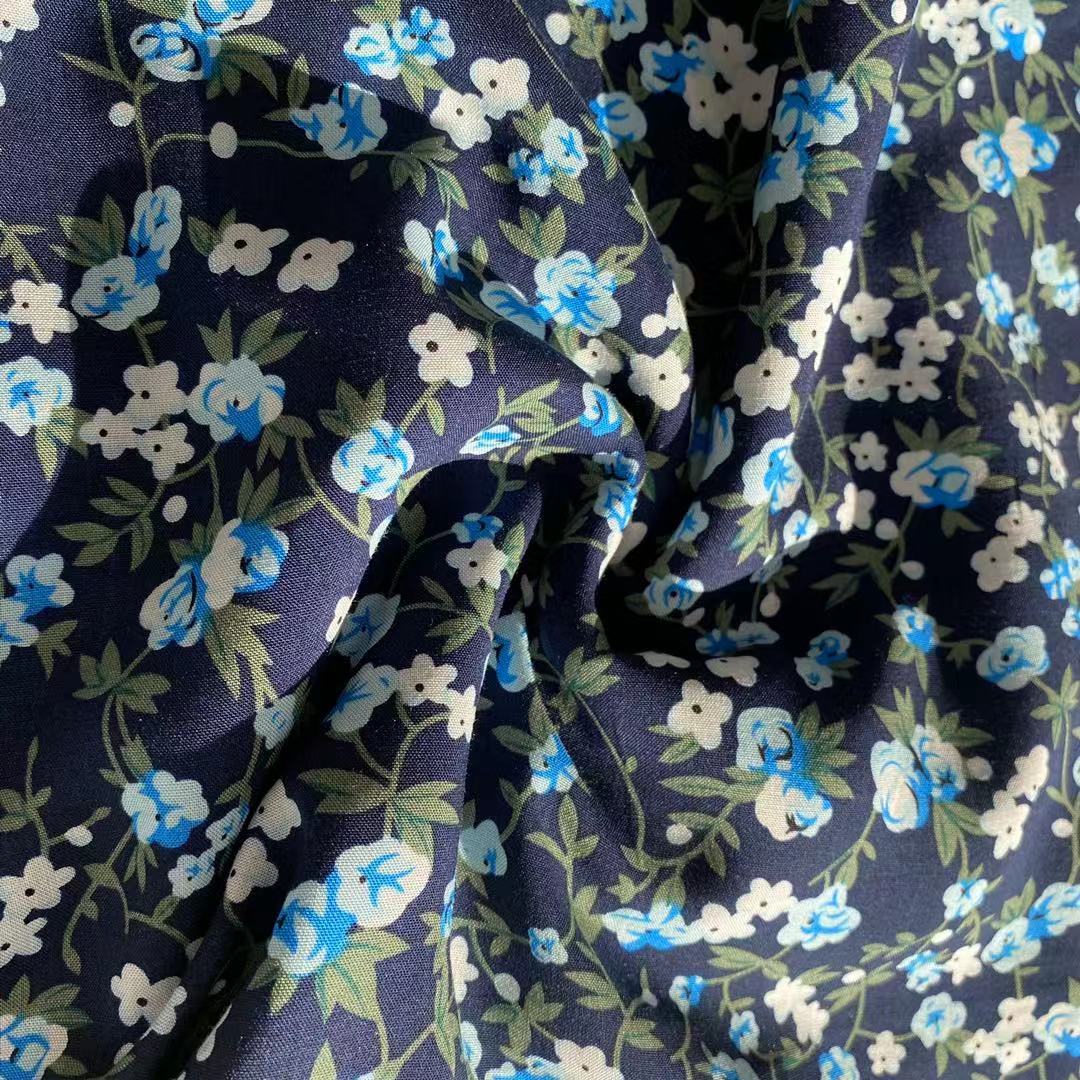 Mulinsen Textil 45S Challis 100 gedruckter Rayon -Stoff