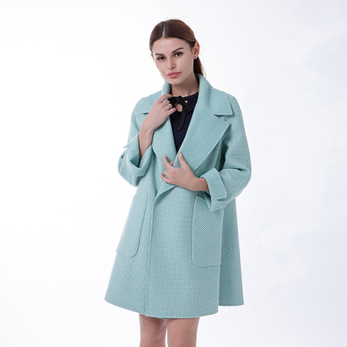 Nuovo cappotto invernale in cashmere verde