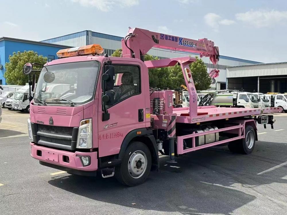 Howo 3 Tons Wrecker Truck With Crane 3 Jpg