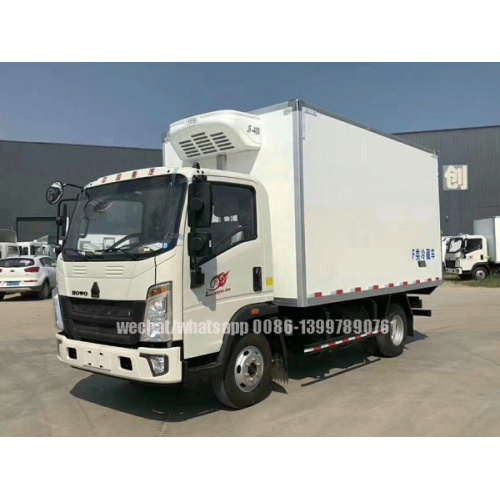 SINOTRUCK HOWO 4-6T 4.2m Refrigerated Boxcar