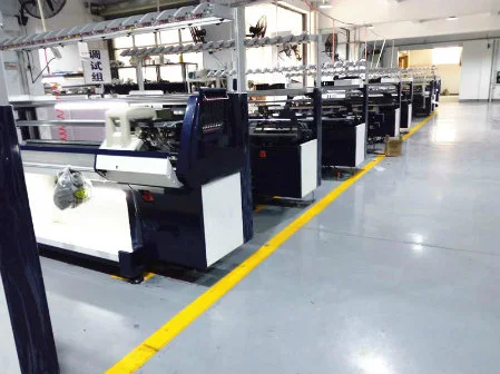 Fully Fashion Flat Knitting Machine (132SM)