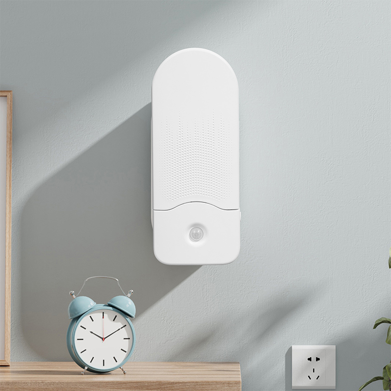 Smart sensing wall mounted wireless scent diffuser