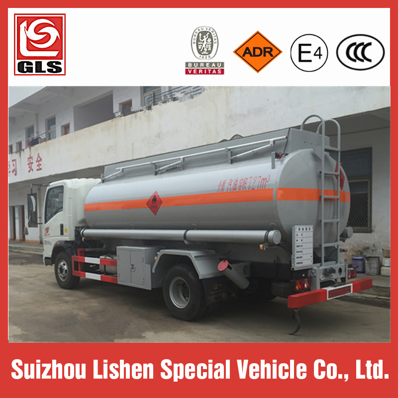 4X2 HOWO 7.3CBM Euro 3 Oil Tanker Truck