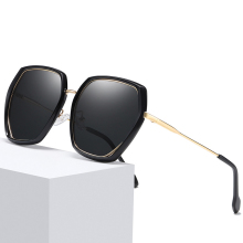 Wholesale Cheap Women's Polygon Mental Sunglasses: New Arrival Fashion Eyewear