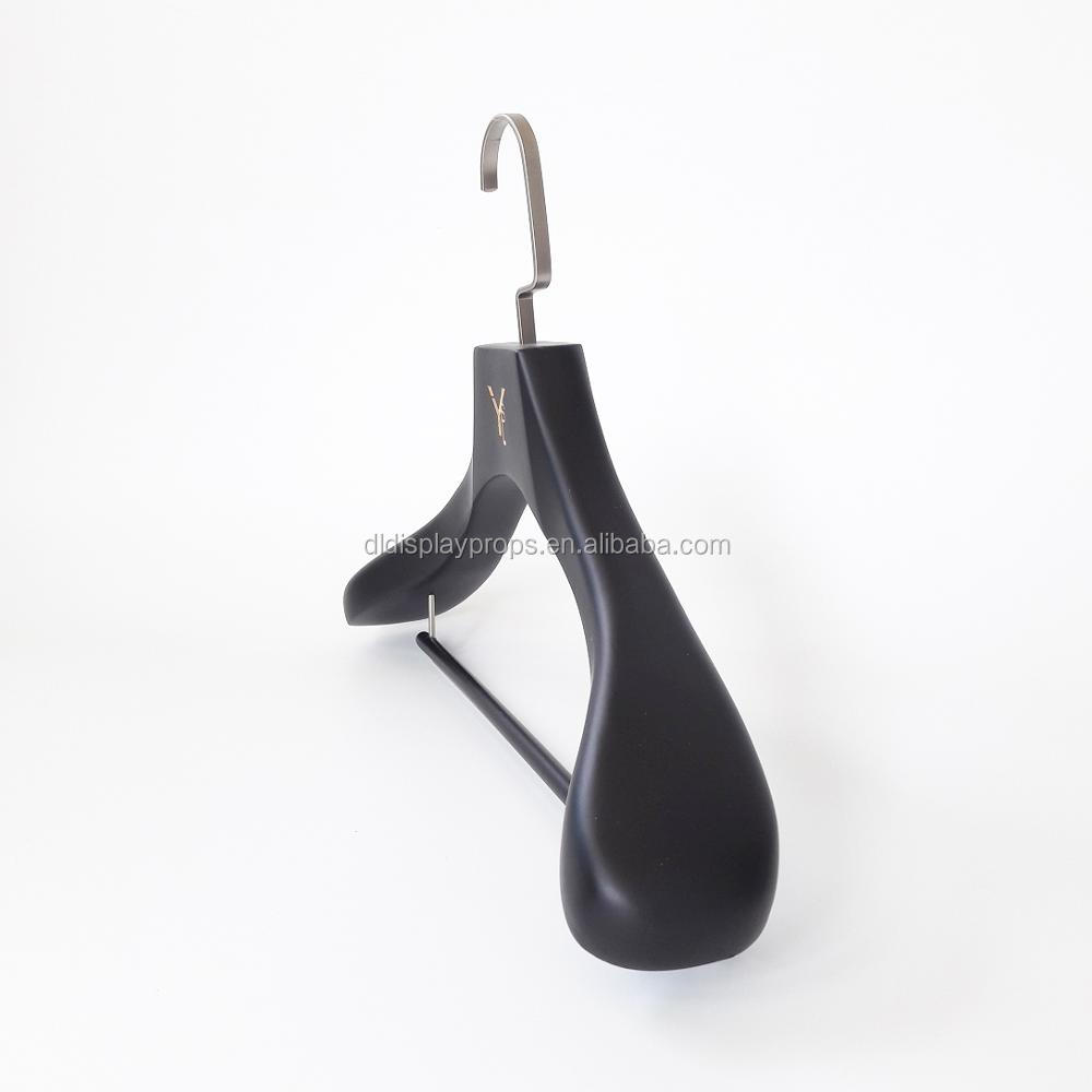 DL1318 Men Wooden hangers for suit/coat/ pants hanger with bar clothes hanger stand