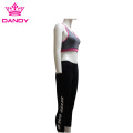 Equipo de yoga fitness personalizado para mujeres