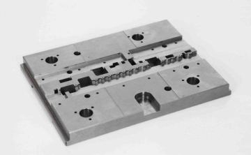 Precision hardware stamping die