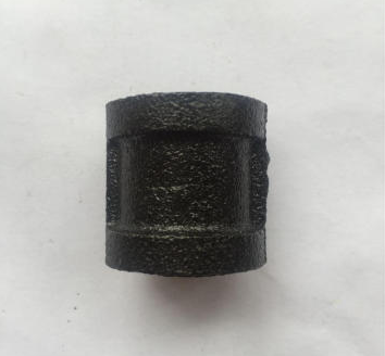 Pipe fitting beaded black coupling