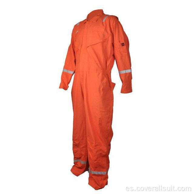 Ropa de trabajo uniforme resistente al aceite para ingeniero.