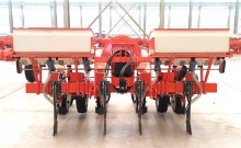 4 Rows Multi-crop Precision Pneumatic Corn Planter