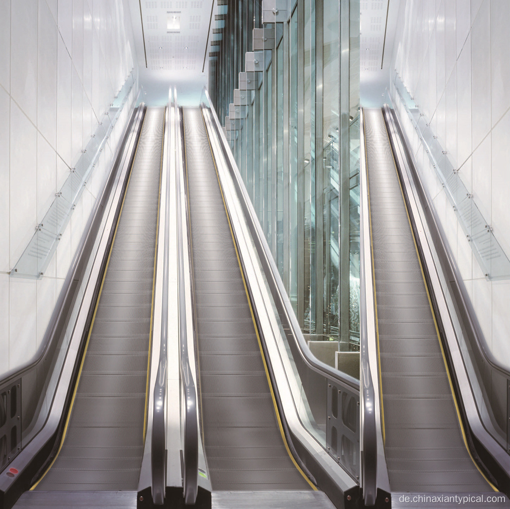 Moving Autowalk Passagierförderer geneigter Bürgersteig