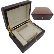 Wholesale Custom Lacquered Wooden Watch Boxes