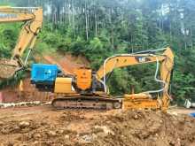 Reliable hydraulic stone splitting machine