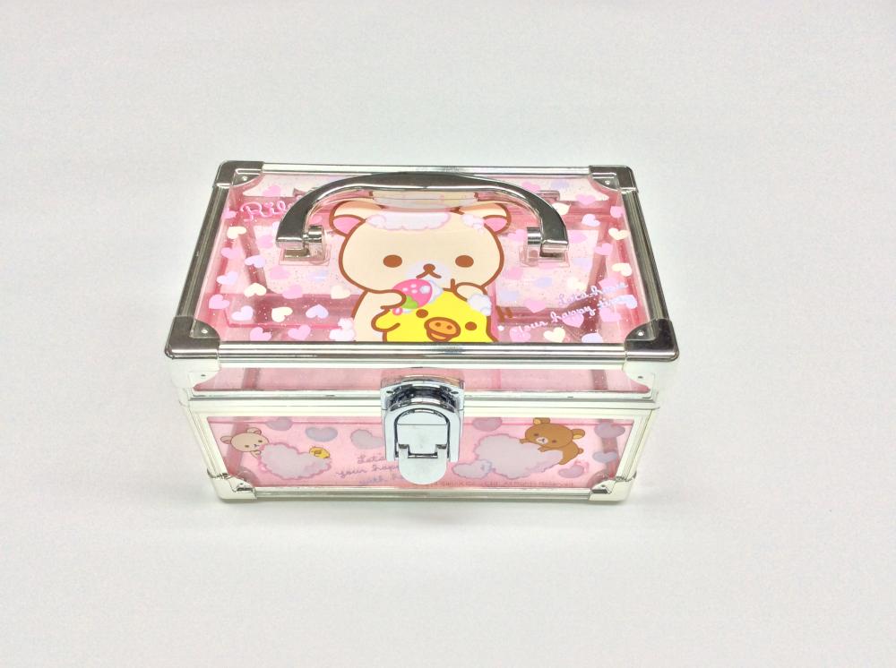 Plastic jewelry storage box