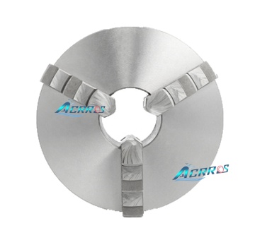 3 Jaw Self-Centered Lathe Chuck: 3 Jaws Lathe Chuck with Middle Hole