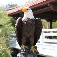 Indoor or outdoor decorative statue fibreglass eagle sculpture