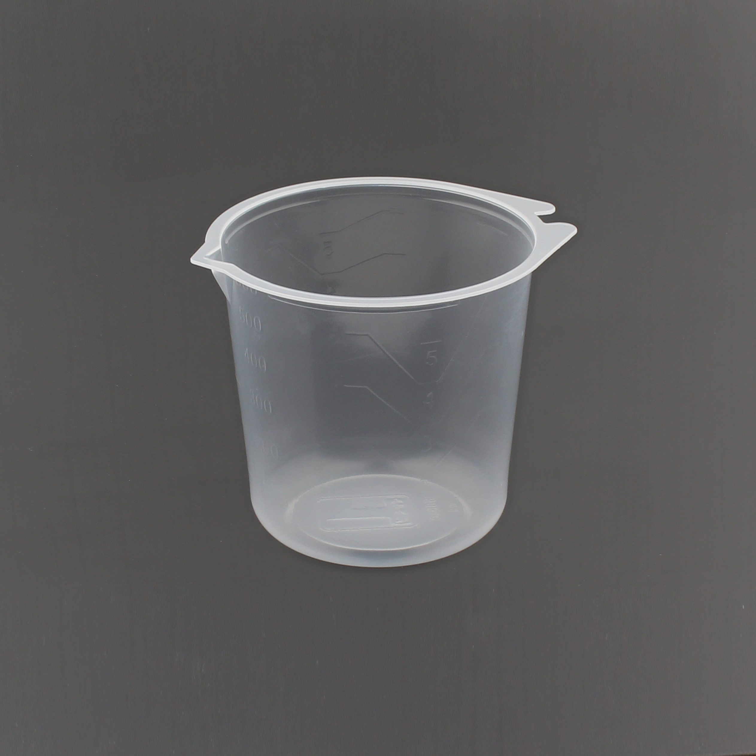 Factory best price disposable food grade pp scale plastic white measuring cup